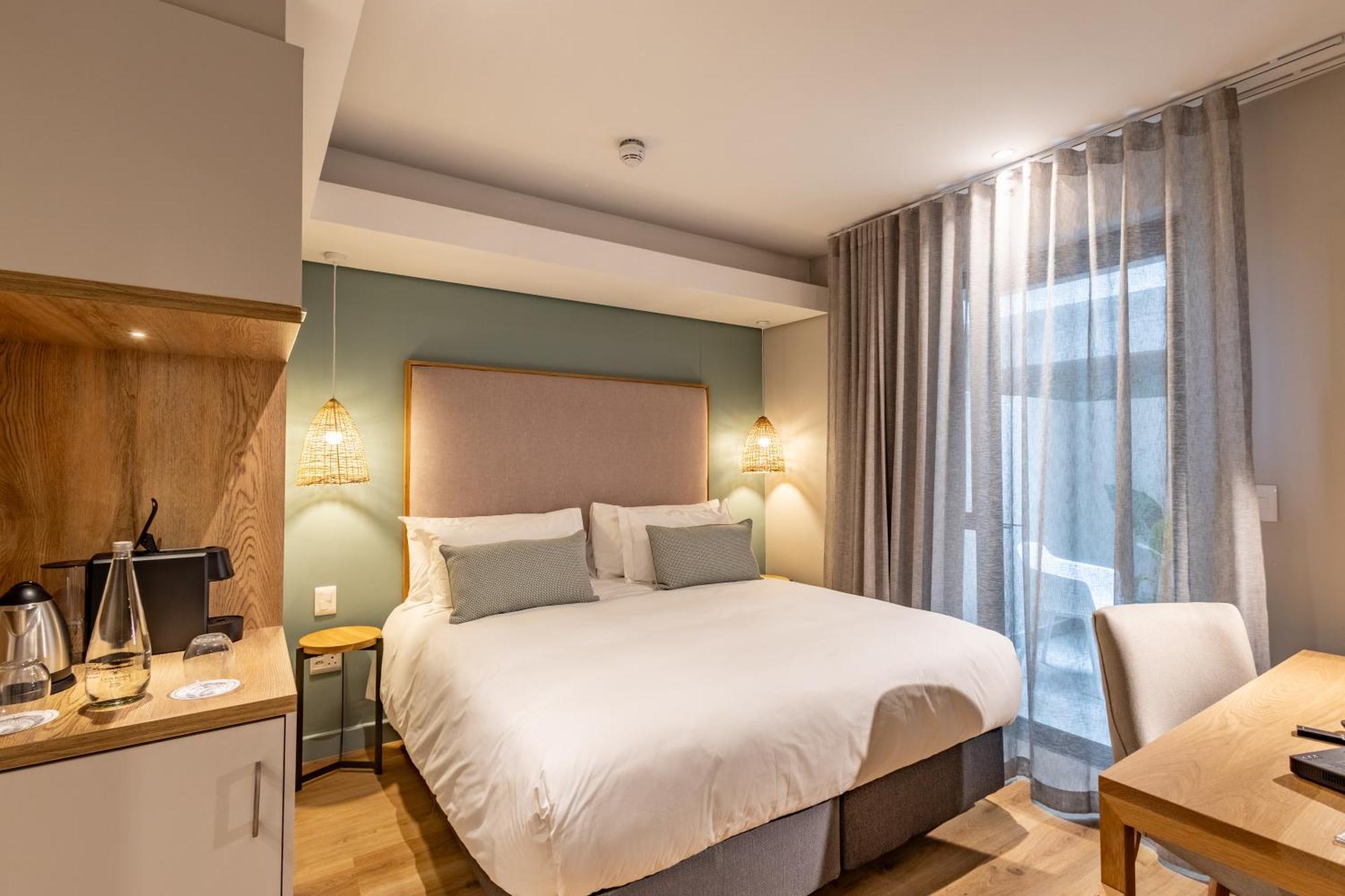 Plett Quarter Hotel - Lion Roars Hotels & Lodges Plettenberg Bay Esterno foto