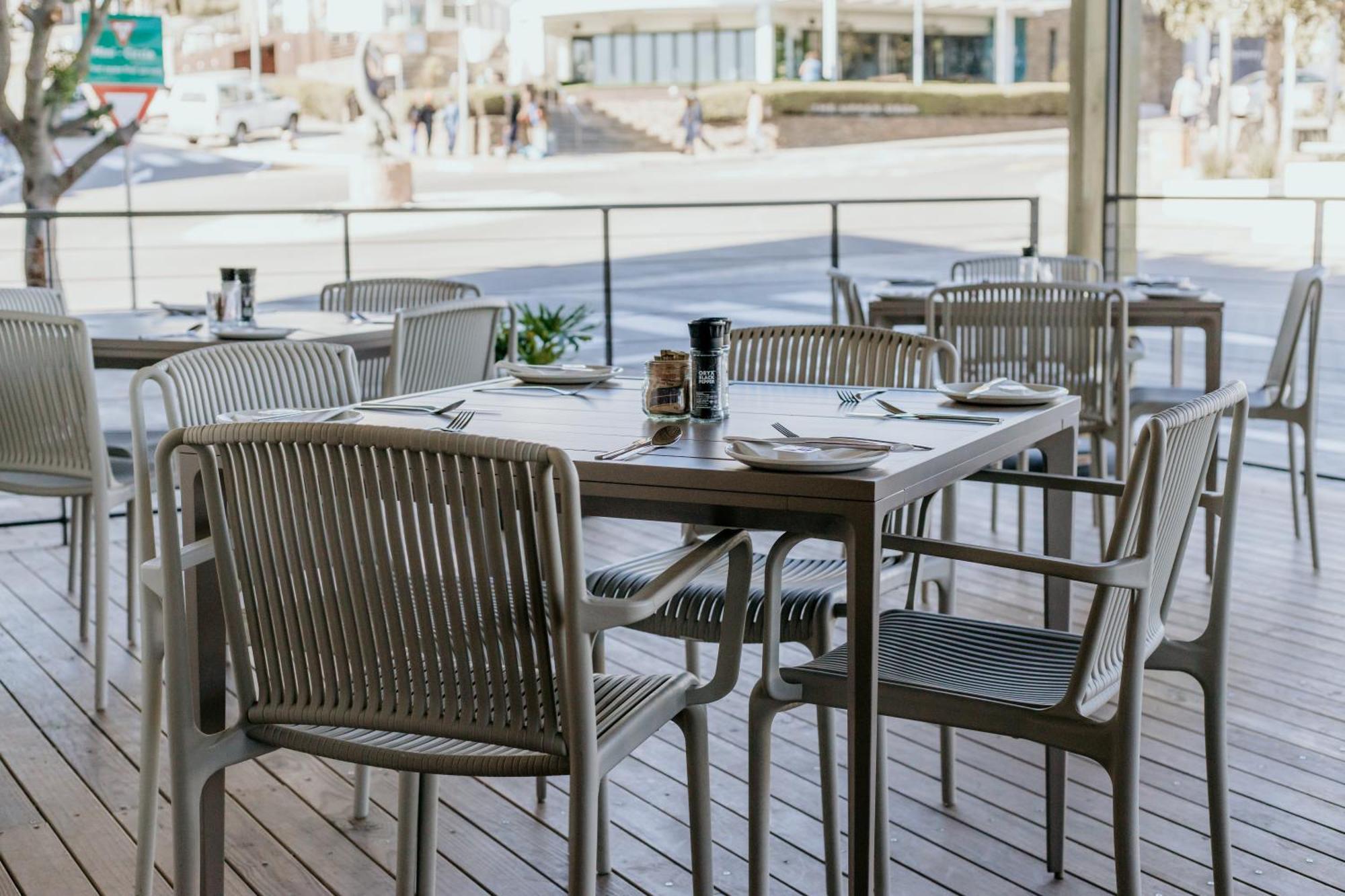 Plett Quarter Hotel - Lion Roars Hotels & Lodges Plettenberg Bay Esterno foto
